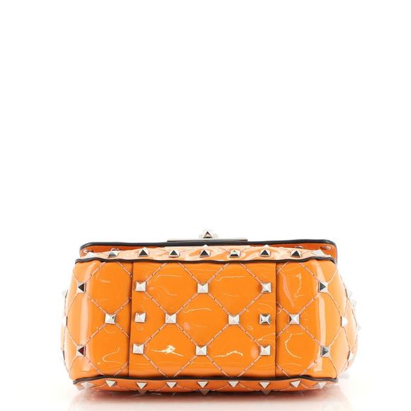 Valentino Garavani Rockstud Spike Flap Bag Quilted Patent Micro Orange - Picture 5 of 7